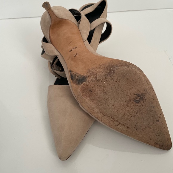 Alexander Wang suede heel shoe with ankle strap. - Picture 2 of 4